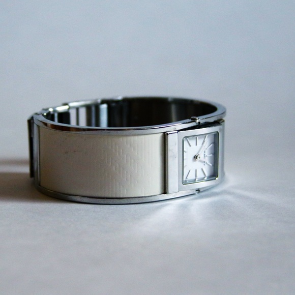 Burberry Watch - Picture 2 of 4